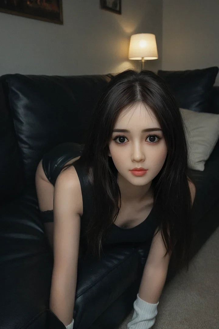 Anna: Poupée sexuelle asiatique réaliste 140 cm avec gros seins